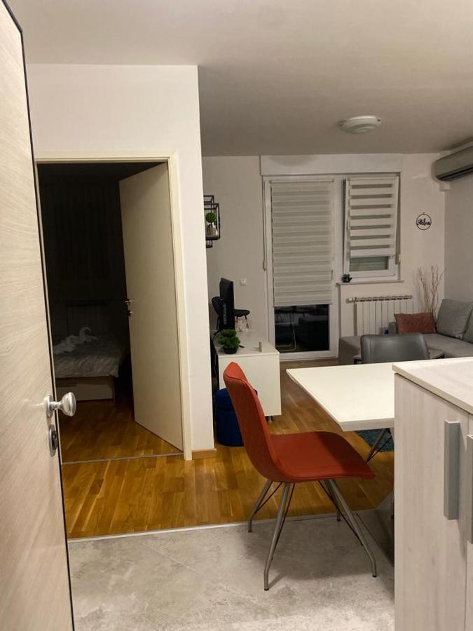 Affordable Apartments 8 Zagreb Bagian luar foto